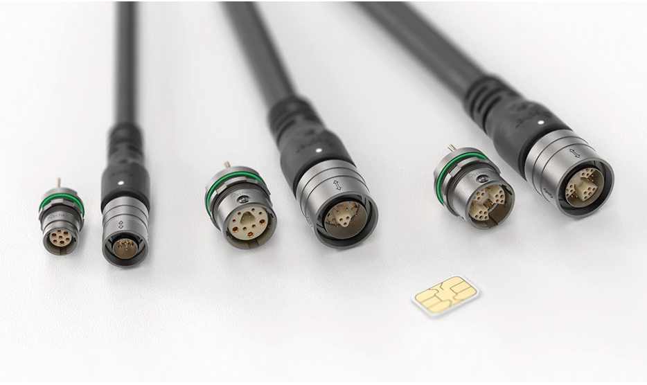 Fischer MiniMax?系列超小型、堅固耐用的連接器